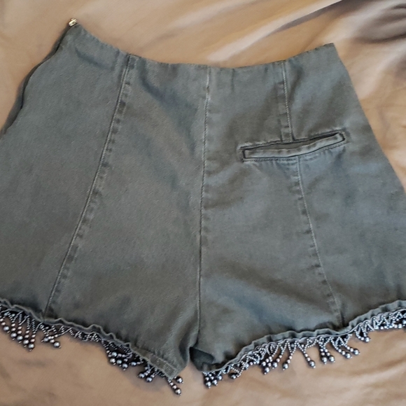 *LAST CHANCE* Mango Jean Shorts with beading detail - Picture 3 of 5
